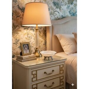 Vtg White Milk Glass Candy Or Trinket Dish Brass Foot Base Hollywood Regency